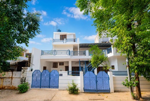 HIRA ,A Vintage Blue Haven in Gwalior MP