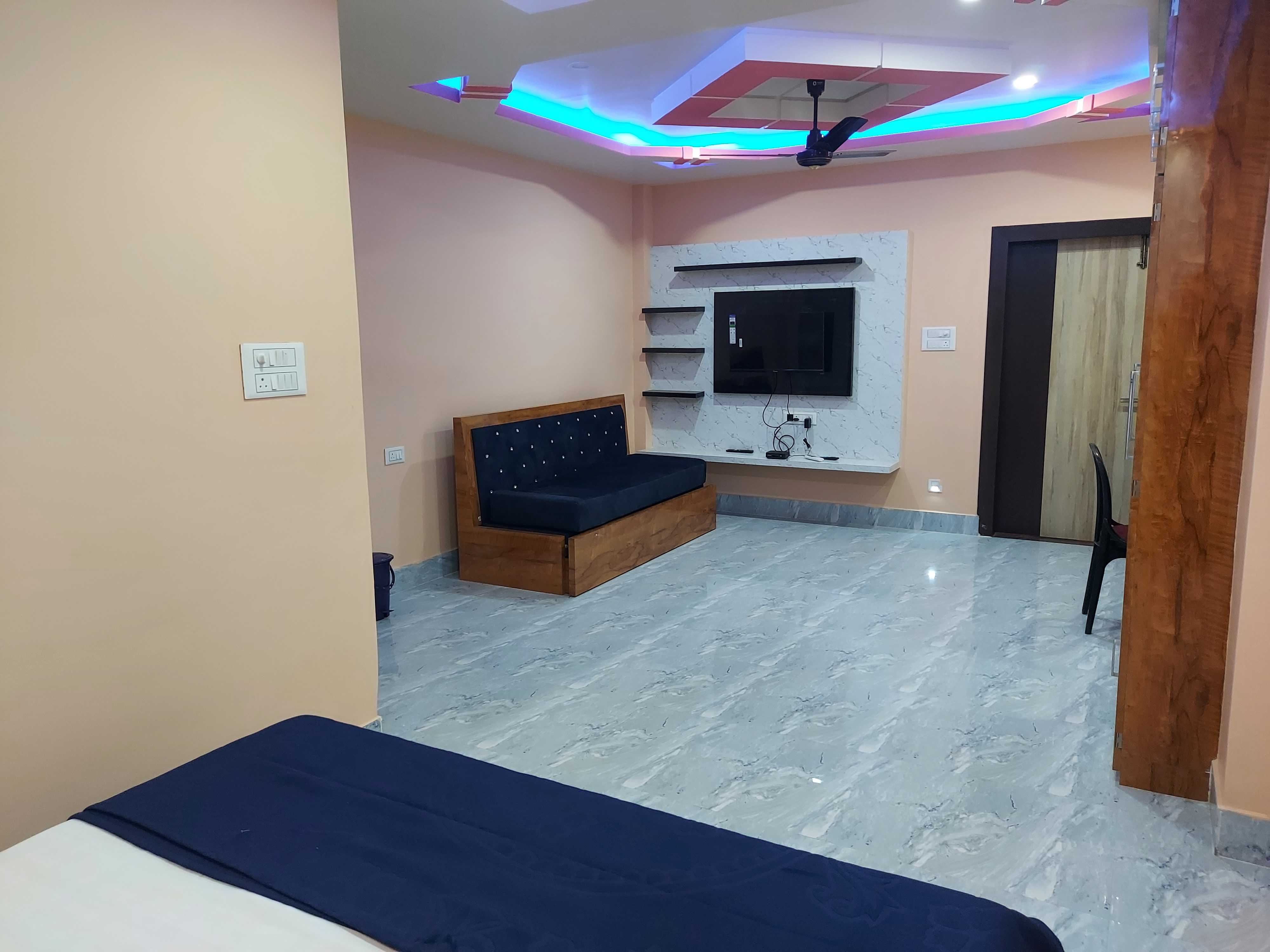 HOTEL O RL & BANQUET HALL