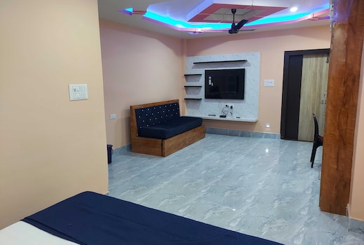 HOTEL O RL & BANQUET HALL
