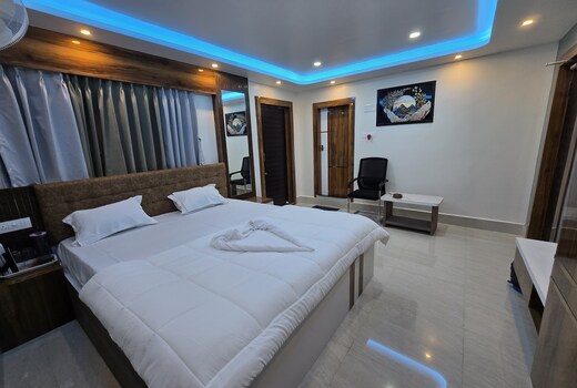 HOTEL SINDHUKANYA