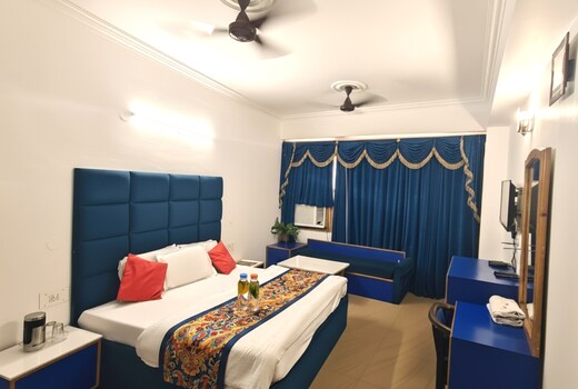 Hotel Gupta Palace
