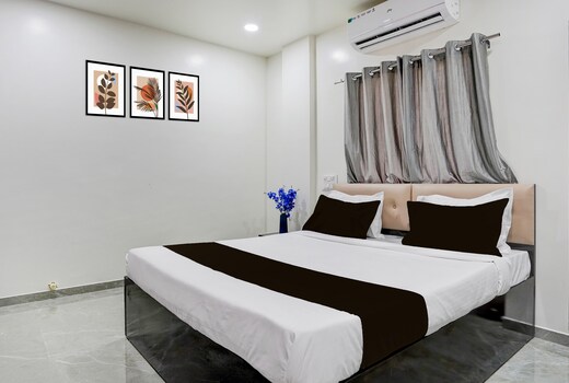 HOTEL O THE COZY INN