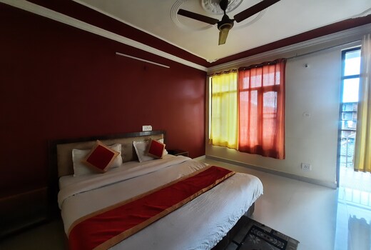 Shivaya Guest house