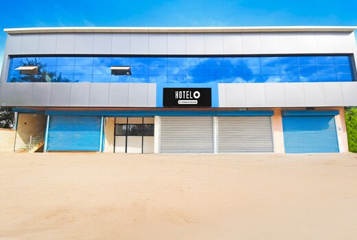 Hotel O Mana Camp Near Airport