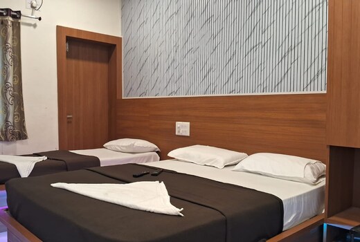 Hotel Shri Pallavi Residency