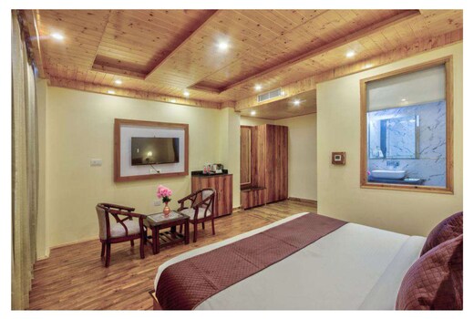 Hotel Star Deluxe Homestay