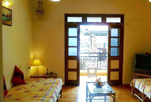 Deluxe 2 Bedroom Resort Apartment With Pool