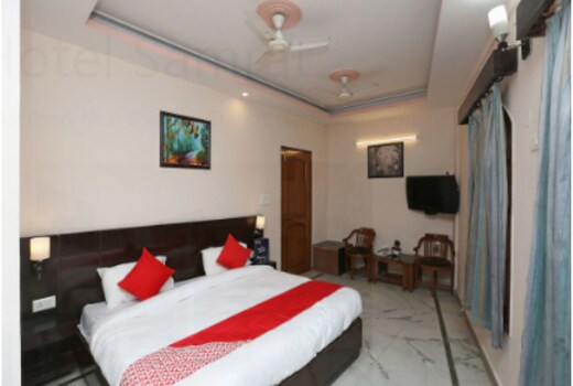 Hotel Samrat Rewari