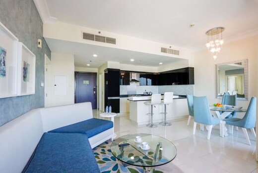 ELIVAAS Curated 2BR in Downtown, Next to Dubai Mall