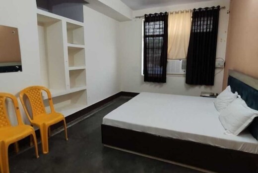 Hotel O Relax Inn