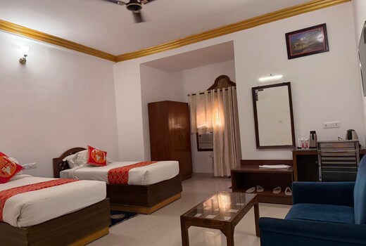 R.K. INTERNATIONAL HOTEL