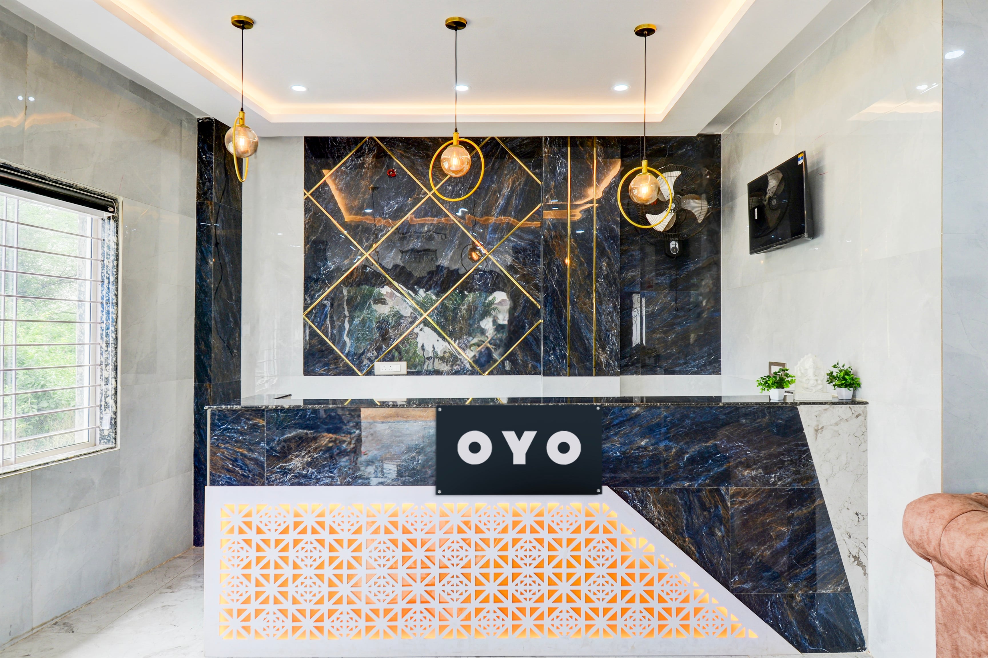 Hotel O Simony Palace