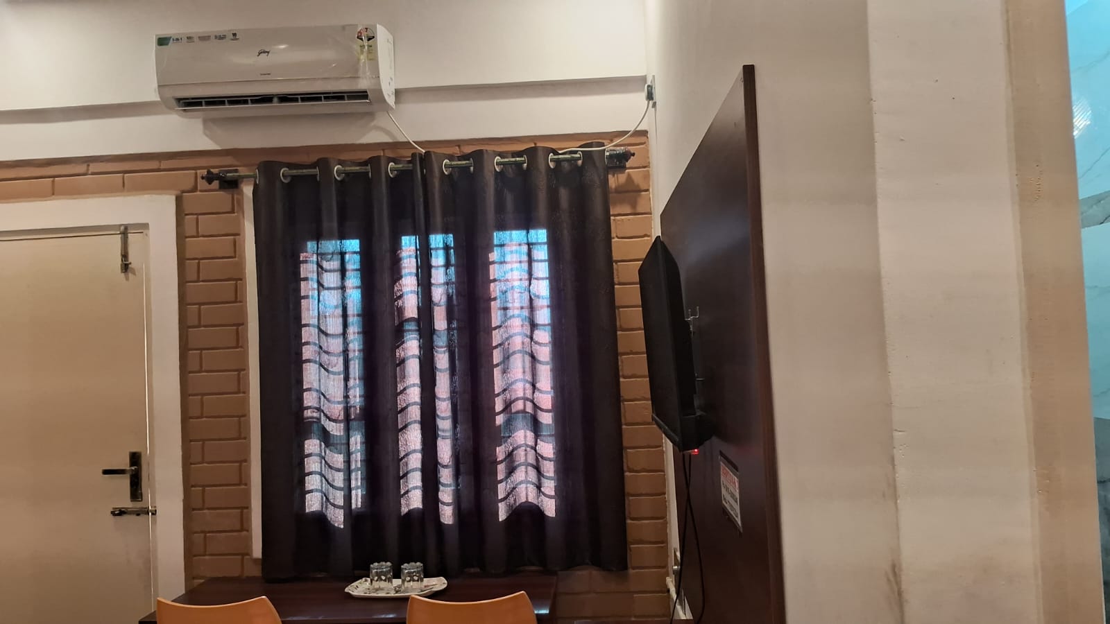 Sri Jayaganga Lodge