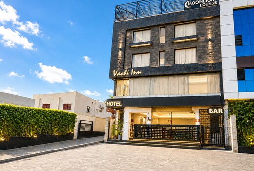 Hotel Vachi Inn