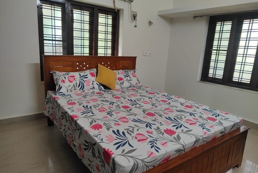 Sreehari 3-BHK Homestay 1 KM from Swaraj Round