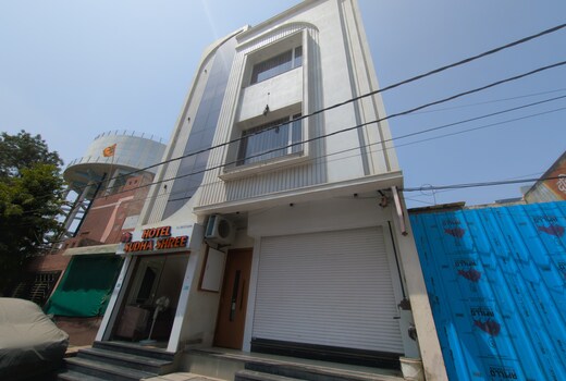 sudha shree hotel