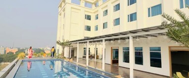 The Sapphire Grand