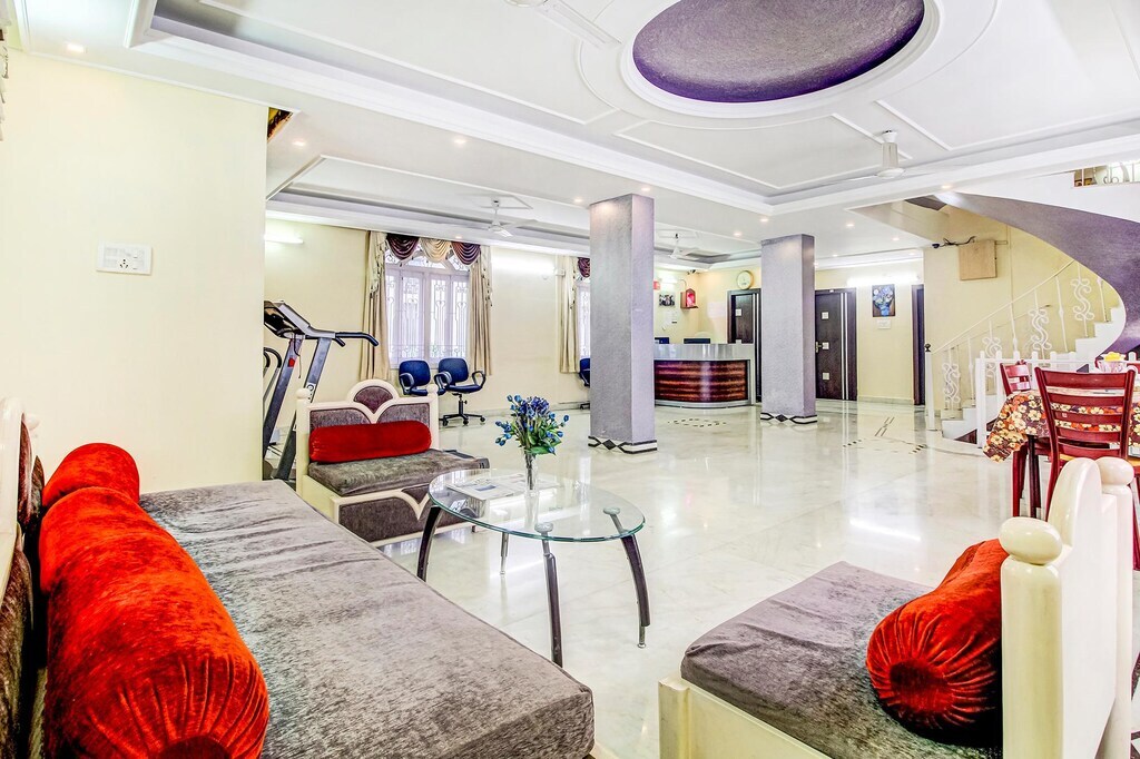 M-Hotel Samanto