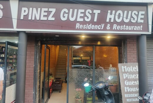 Pinez Guest House