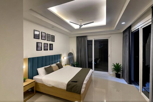 Prema Stays Luxury Studio with Balcony