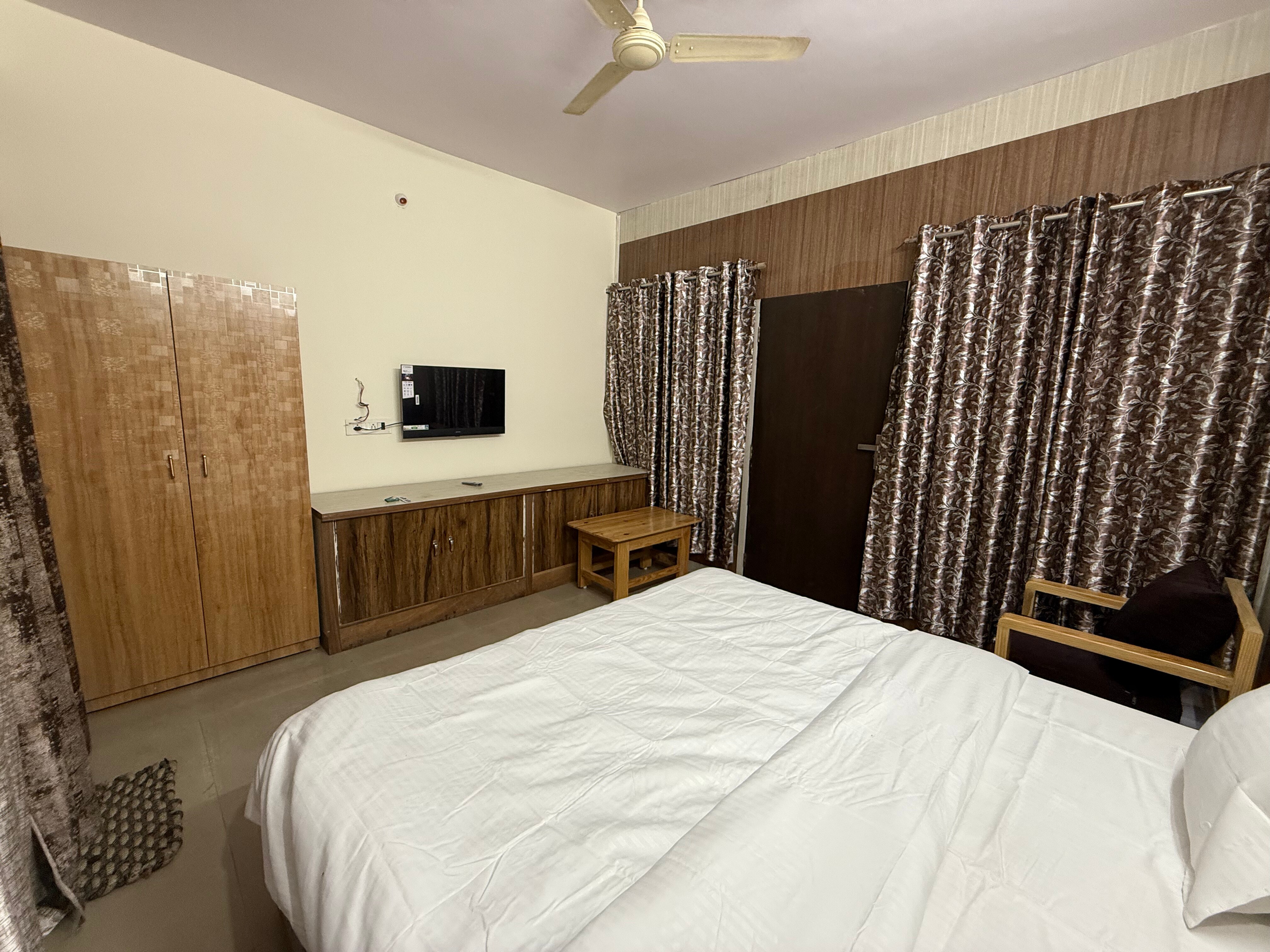 The Grand Serenity Hotel