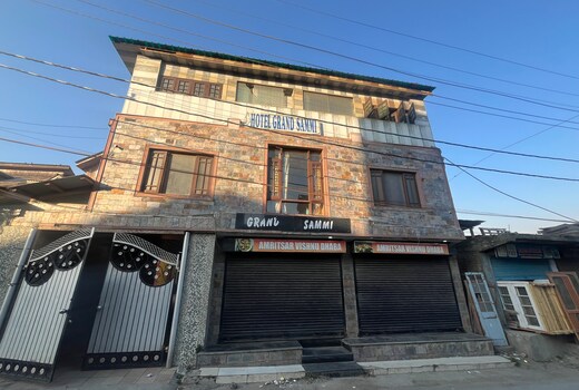Hotel grand sammi