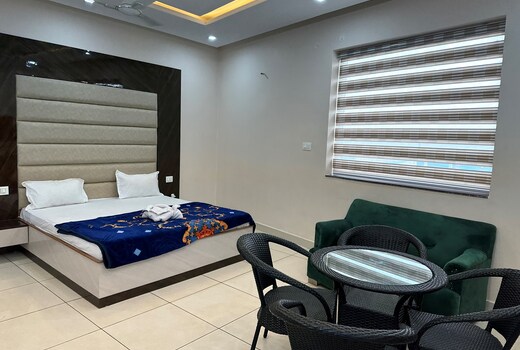 Hotel Super 7 - Near OP Jindal Global University