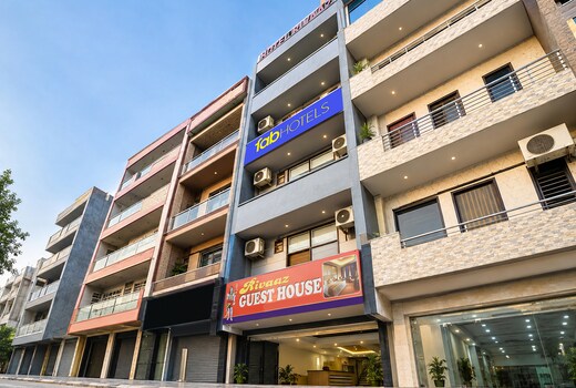 FabHotel Rivaaz