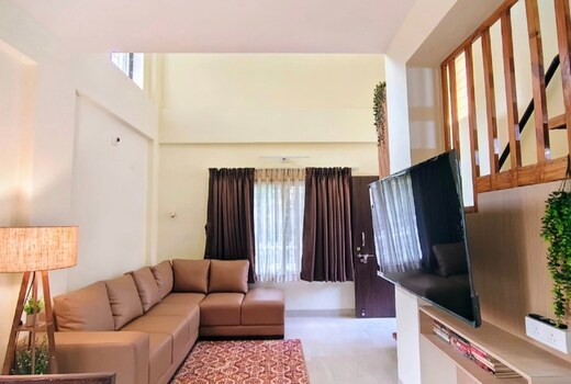 The Villa 87