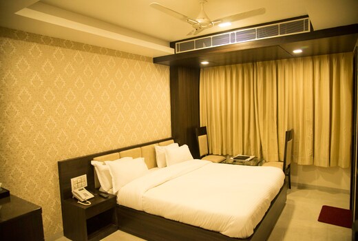 Hotel Jannat And Restaurant