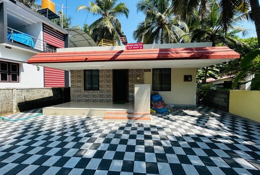 Rukmini Home Stay
