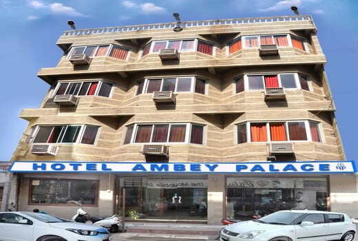 Hotel Ambay Palace