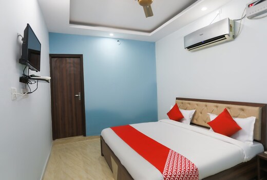 Hotel O Shehnai