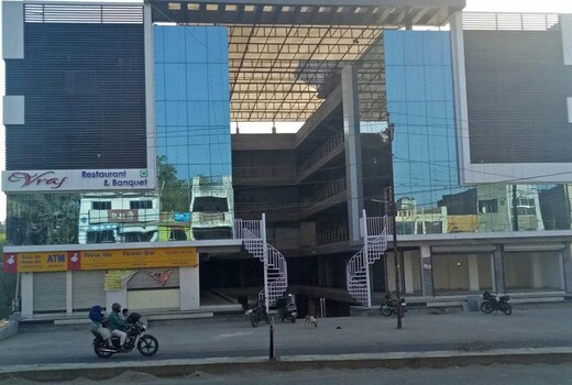 Vraj Hotel