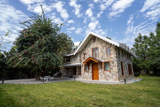 Villa Rayana