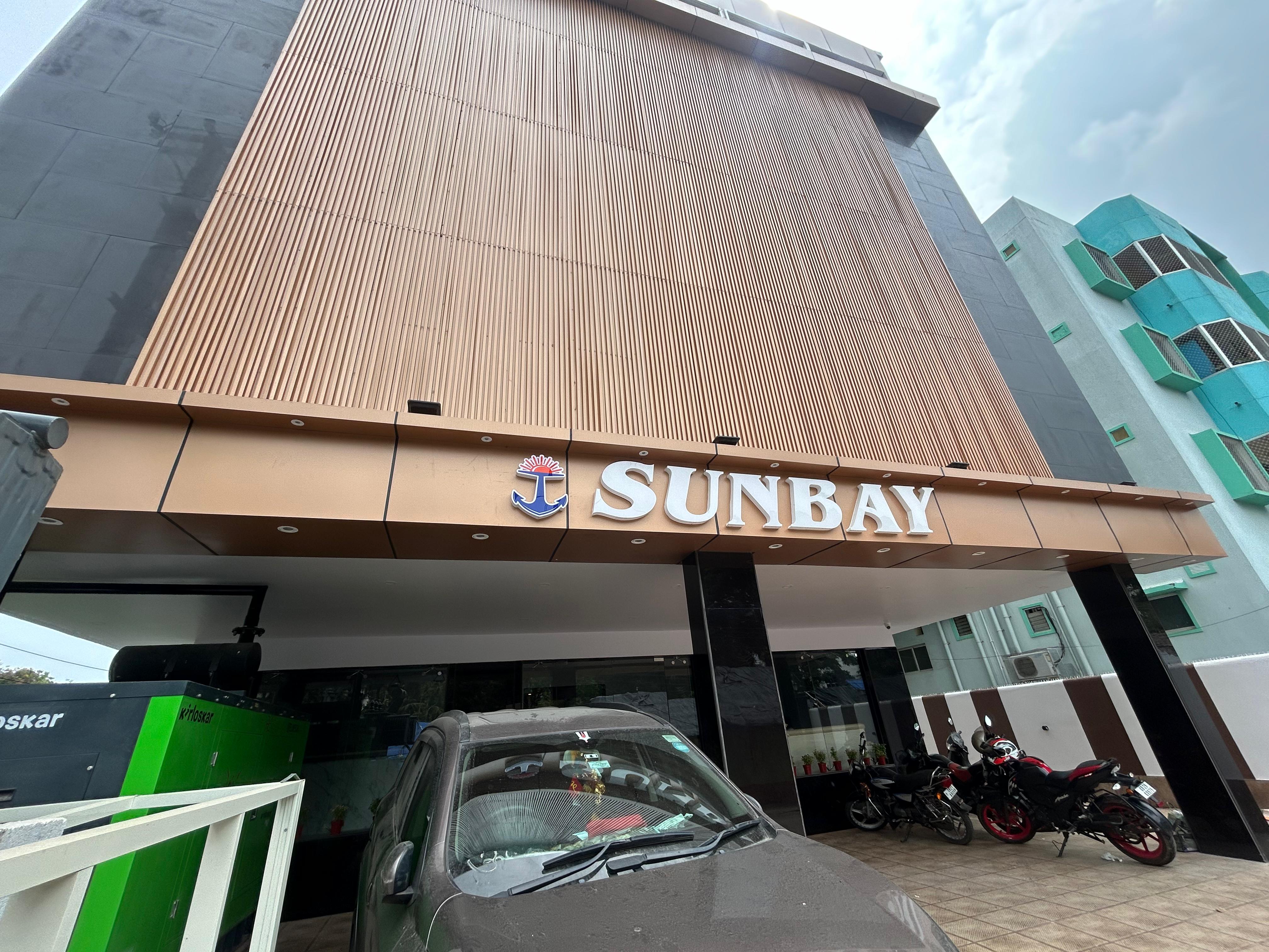 HOTEL SUNBAY - 700 mtr From Jagannath Temple