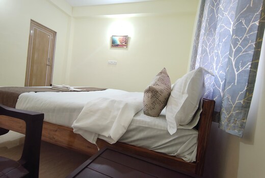 Hotel Samyukta
