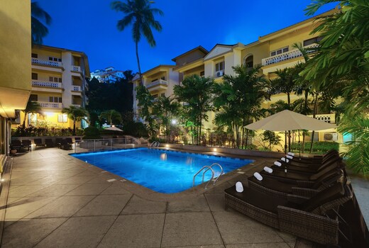 SANDALWOOD HOTEL & SUITES