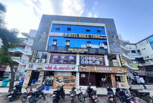 HOTEL NOBLE TOWN