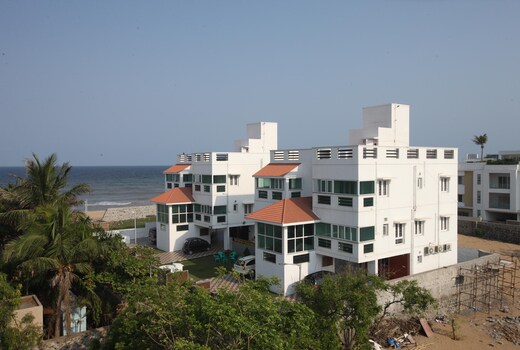 The ECR Bay Villas