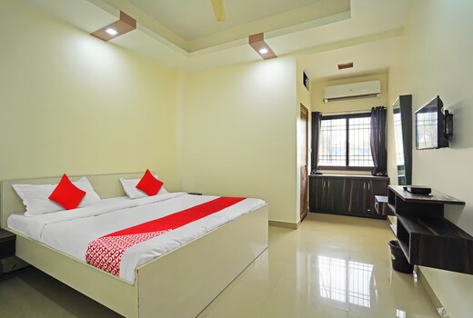 Hotel O Sun Shine Inn