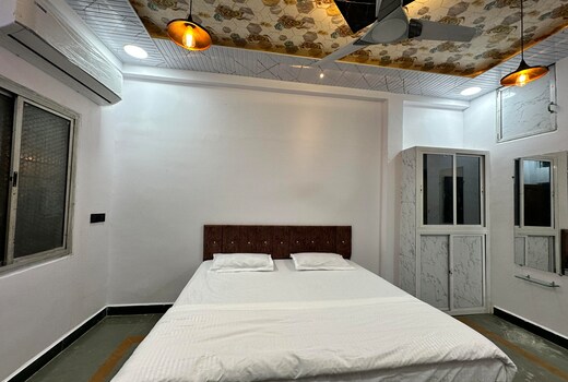PRUSHA HOMESTAYS