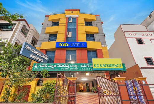 FabHotel SGS Residency