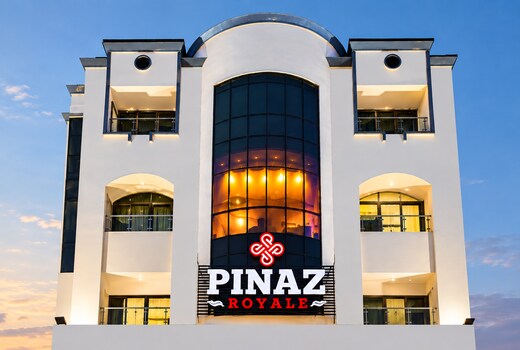 Pinaz Royale