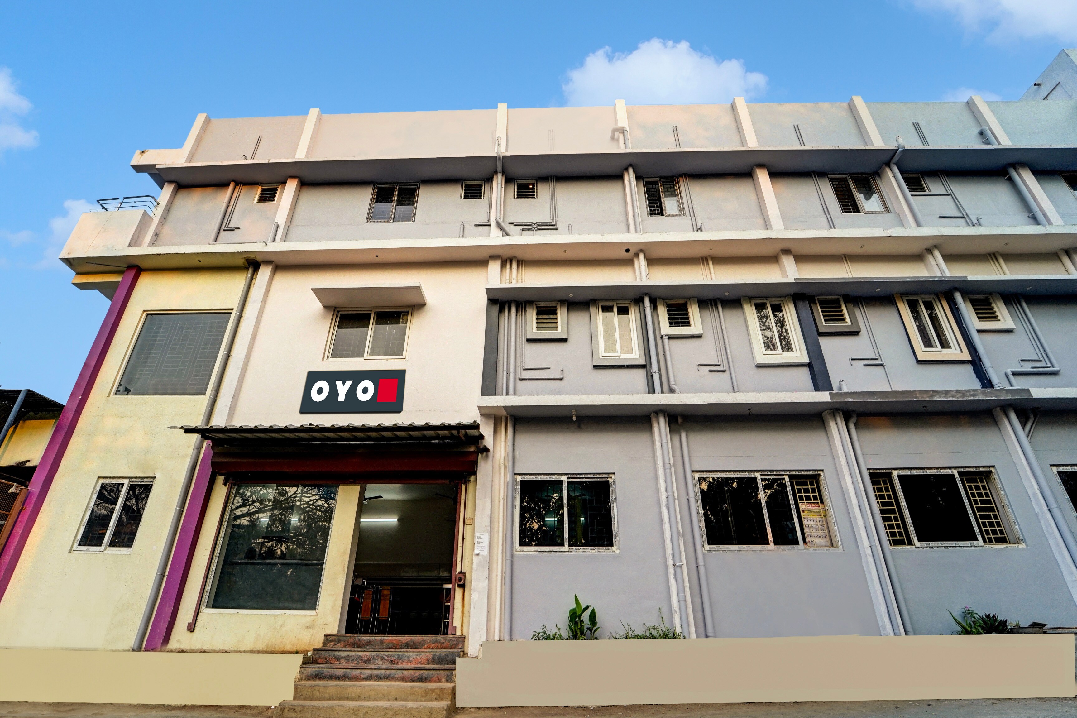 Hotel O Dhanam Lodge
