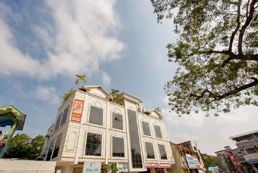 Mayura Residency