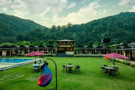 DLS MJ River Resort