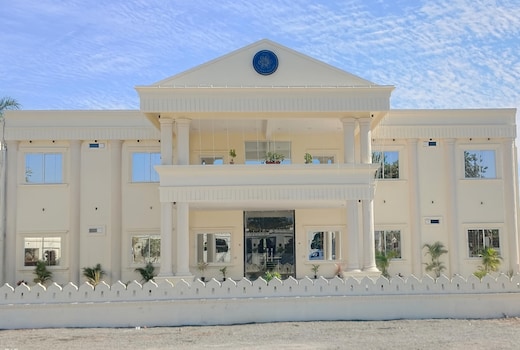 Hotel Anusuya Palace
