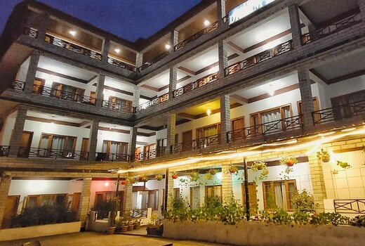 Hotel Dream Land - River Side