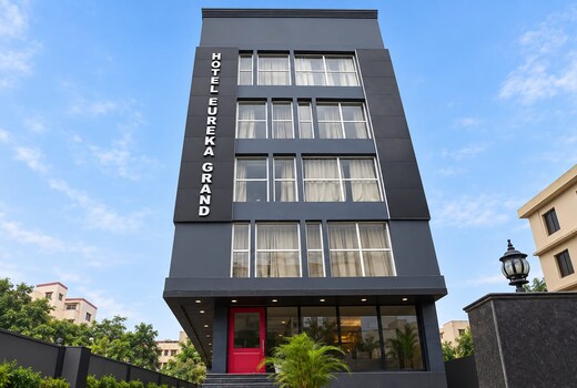 Hotel Eureka Grand
